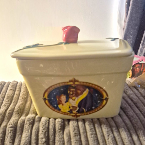 Disney beauty and the beast - beauty,